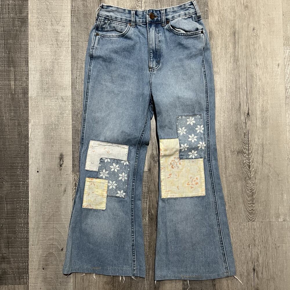 Billabong x Wrangler Patchwork Bell Bottom Jeans Floral Boho Hippie Flared Sz 27